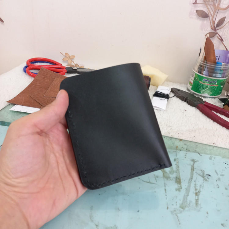 کیف پول جیبی مردانه چرم طبیعی دست دوز